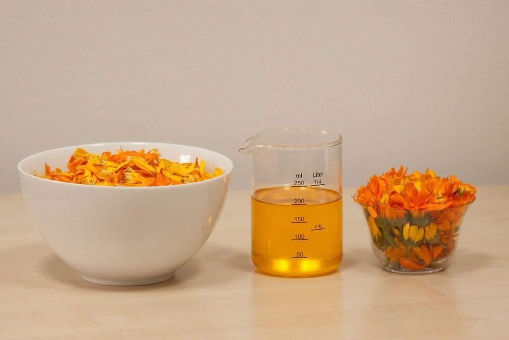 xbqs42-calendula-officinalis-1695980_1280_edited